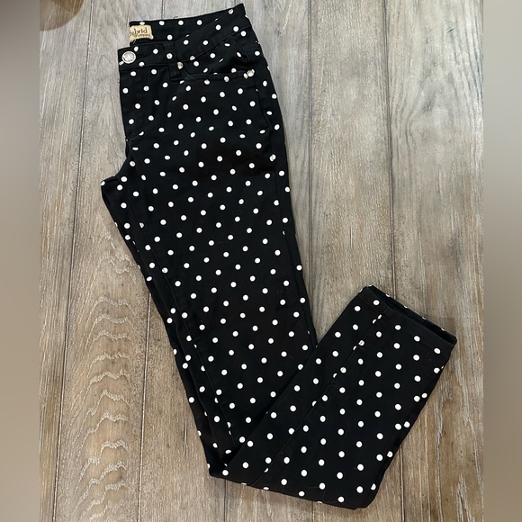 Hybrid Jeans - Picture 2 of 9